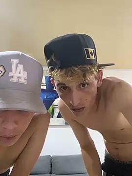 sexy_boys_latins1 from StripChat is Freechat
