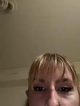 Sexy_Bulgarian_woman from StripChat is Freechat