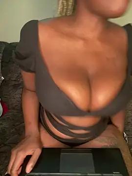sexy_lunar from StripChat is Freechat