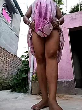 Sexy_rosyyyy from StripChat is Freechat