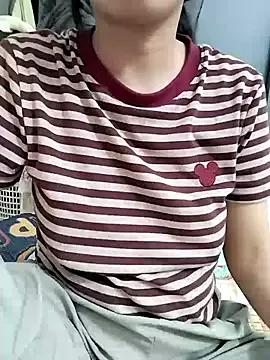 Sexyladzy from StripChat is Freechat