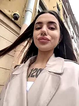 shuggybaby from StripChat is Freechat