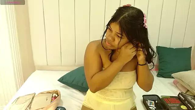 sienna_valexx from StripChat is Freechat