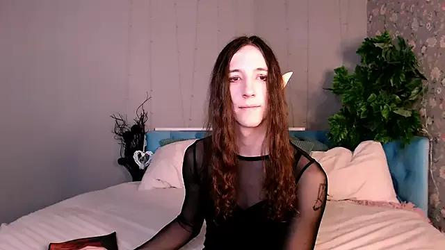 SilverMuse from StripChat is Freechat