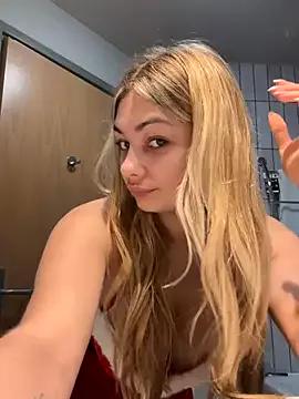skyemorgan01 from StripChat is Freechat