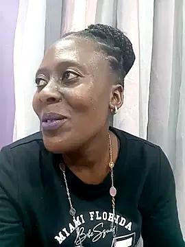 SLUTYLISA from StripChat is Freechat