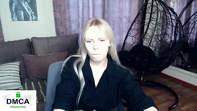 Snow_Queen58 from StripChat is Freechat