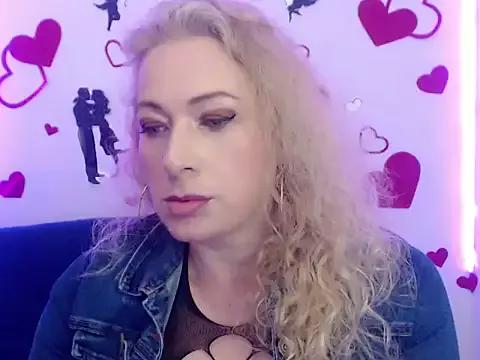 sofiacurvy45 from StripChat is Freechat