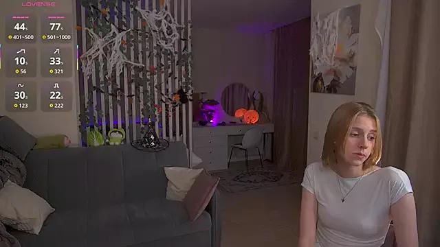 sofiapurex from StripChat is Freechat