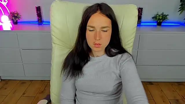 Sofii_darling from StripChat is Freechat
