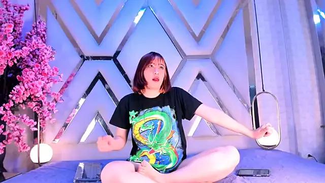 SoojinSnow from StripChat is Freechat