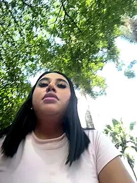 Sophie_Dreamss from StripChat is Freechat
