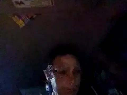 SparklesB1tch from StripChat is Freechat