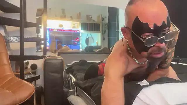 Sportparis4 from StripChat is Freechat