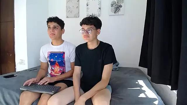 SpritzBoys from StripChat is Freechat