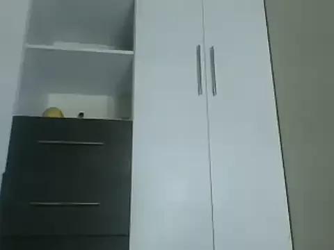 Squirt_Goddesss from StripChat is Freechat