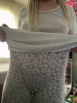 squirtgame from StripChat is Freechat