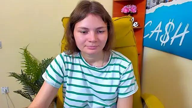 Stella-Maers from StripChat is Freechat