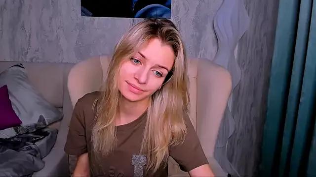 Stellamoor1 from StripChat is Freechat