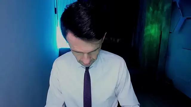 SteveTiger from StripChat is Freechat