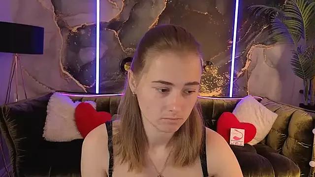 Sun_Kitty_ from StripChat is Freechat