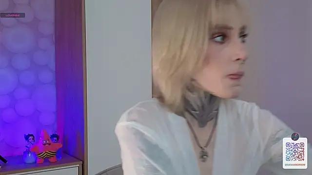 SunnEllsey from StripChat is Freechat