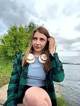 Sunny___Bunny from StripChat is Freechat