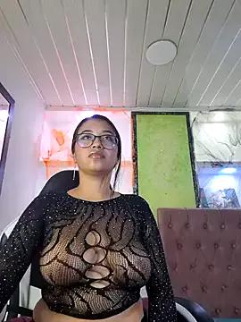 susan_mooree from StripChat is Freechat
