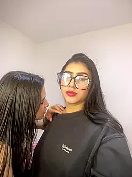 Sweet_and_Rous0 from StripChat is Freechat