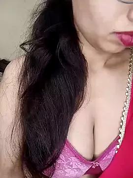 Sweet_seema from StripChat is Freechat