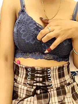 Sweets-jaanu from StripChat is Freechat