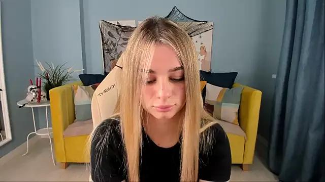 SweetyLicky from StripChat is Freechat