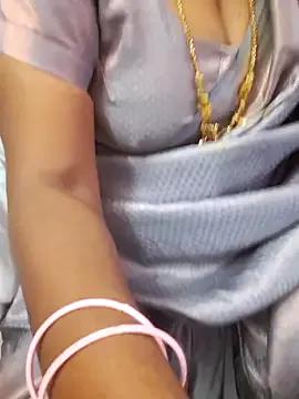 Tamil_Ammani from StripChat is Freechat