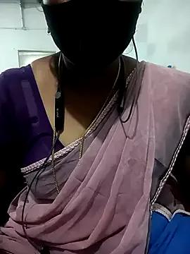 Tamil_Sweety from StripChat is Freechat