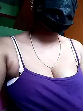 Photos of Tamilnandhini from StripChat is Freechat