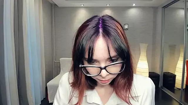 TempieLegrant from StripChat is Freechat