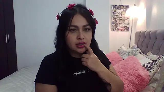 Thalia_sexlips from StripChat is Freechat