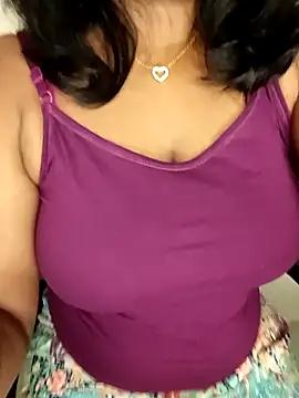 the_hell_girlmallu from StripChat is Freechat