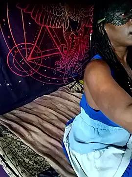 TheeVENUSNoir from StripChat is Freechat