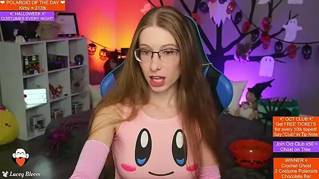 TheLaceyBloom from StripChat is Freechat