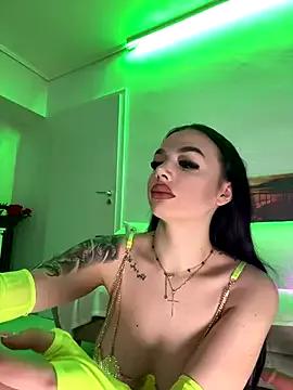 TiaBelle from StripChat is Freechat