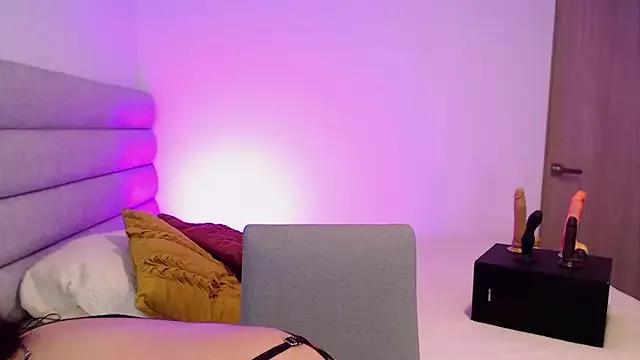 Tiffany-Giil from StripChat is Freechat