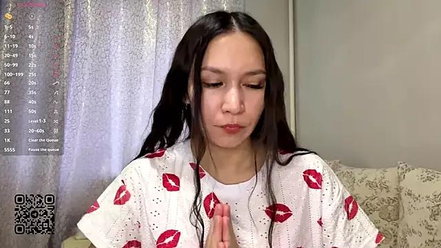 TinyDreamer from StripChat is Freechat