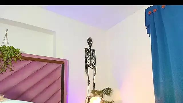 Checkout the world of free chat sex and chat with our steamy slutz, bringing your cherished characters to life with authentic outfits and live productions.