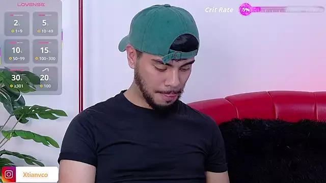 Tommidubois from StripChat is Freechat