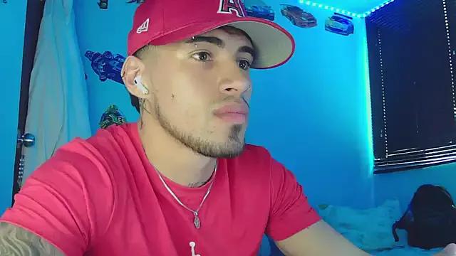 Tommy_Khalifa from StripChat is Freechat