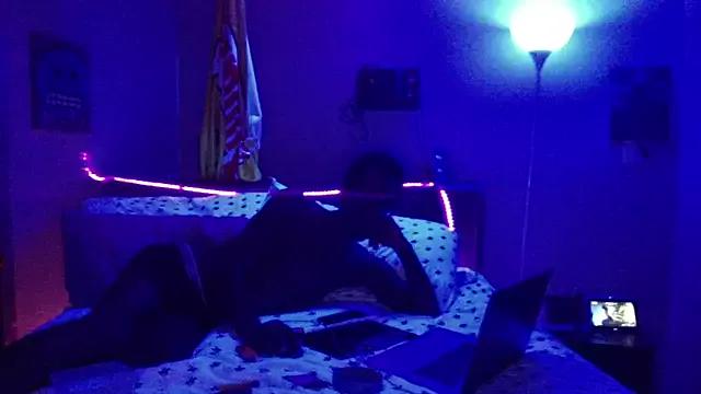 Triggerhappycj100 from StripChat is Freechat