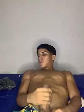 tylerwarron from StripChat is Freechat