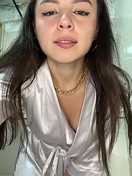 Valen_r_ from StripChat is Freechat