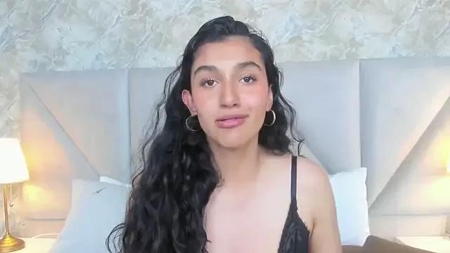 ValentiinaCruz from StripChat is Freechat